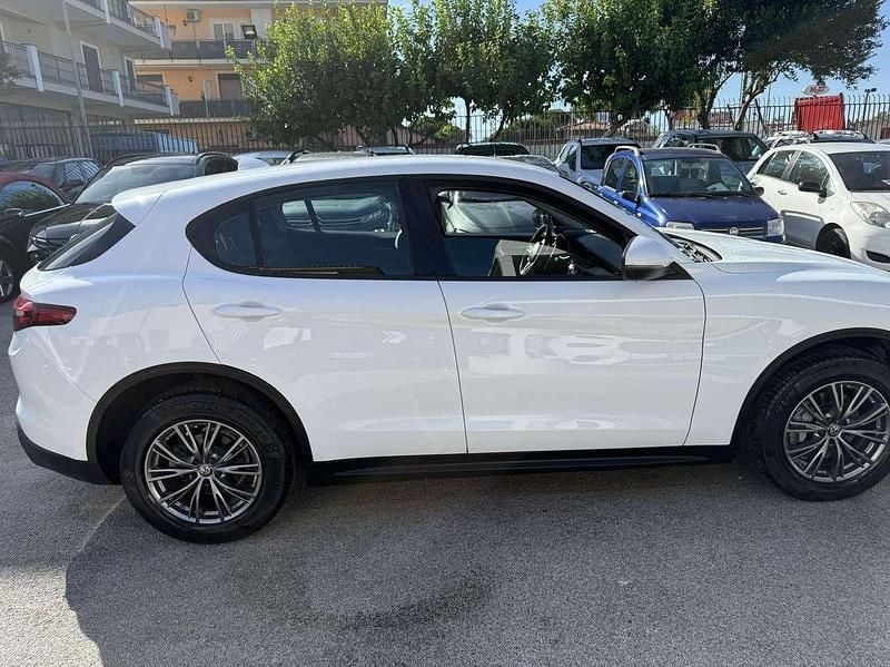 Usata Alfa Romeo Stelvio Executive 190 CV (139 kW) 2018 Bianco SUV