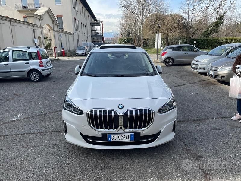 Usata BMW 218 M Sport 150 CV (110 kW) 2022 Bianco Station wagon
