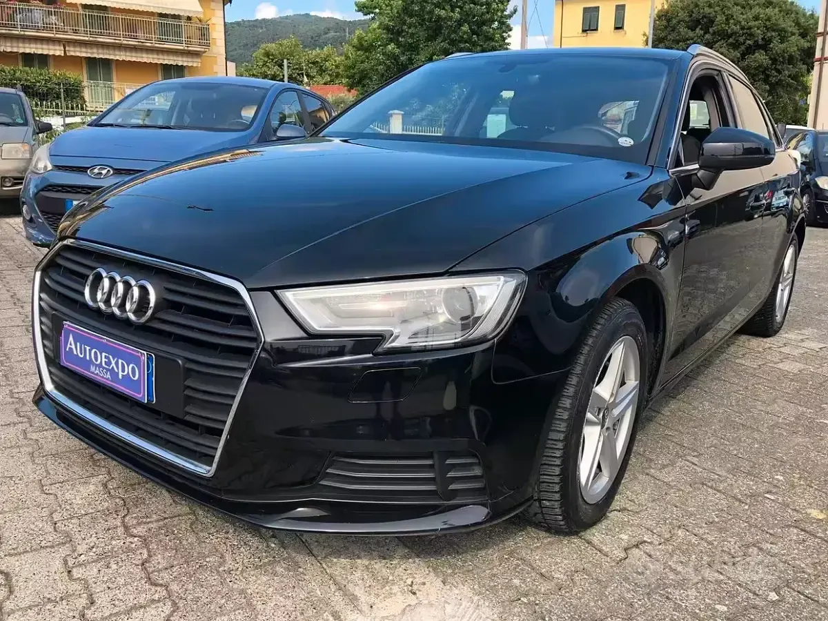 Usata Audi A3 116 CV (85 kW) 2017 Nero Berlina