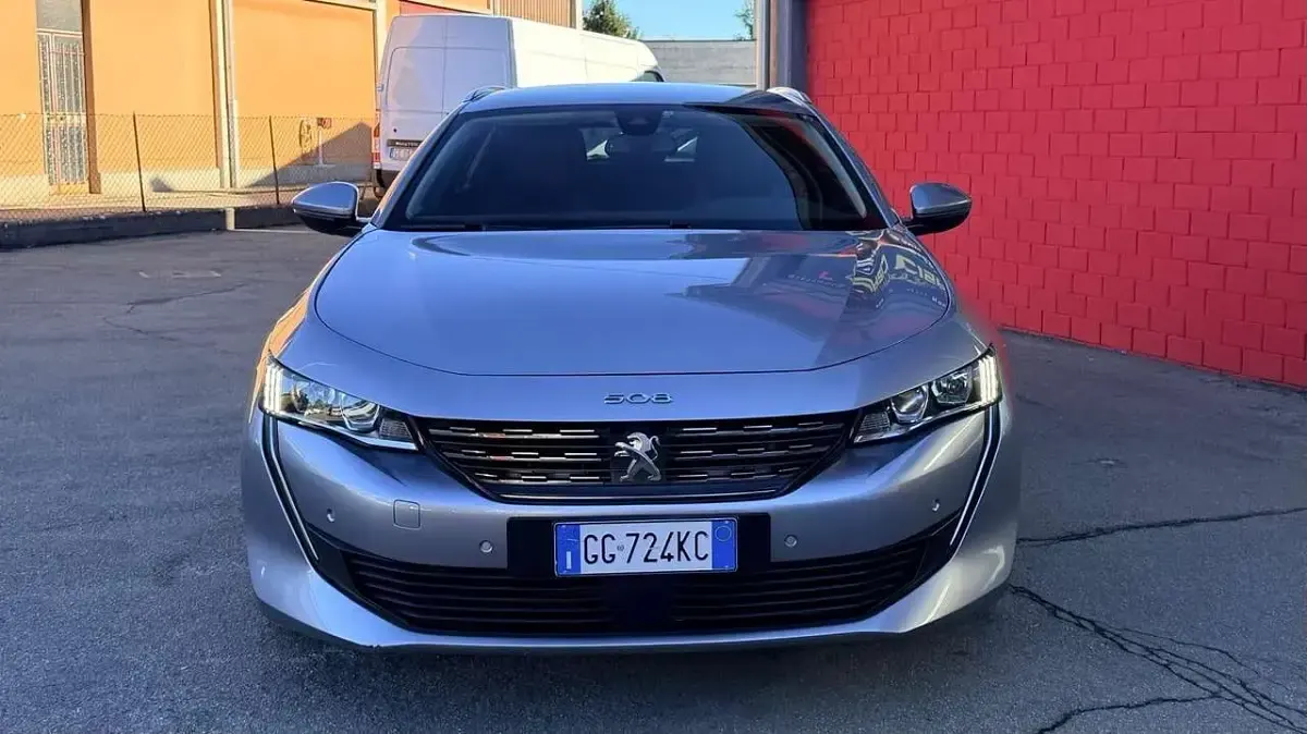 Usata Peugeot 508 Allure 131 CV (96 kW) 2021 Argento Station wagon