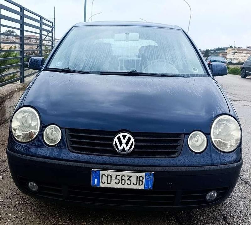 Usata VW Polo Comfortline 64 CV (47 kW) 2002 Berlina