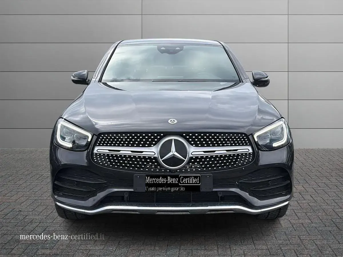 Begagnad Mercedes GLC300 Premium Plus 245 HK (180 kW) 2020 Svart Sportkupé