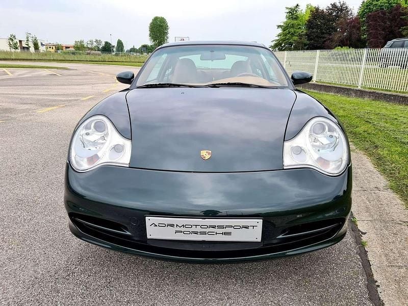Usata Porsche 911 Carrera 320 CV (235 kW) 2002 Verde abete Coupé