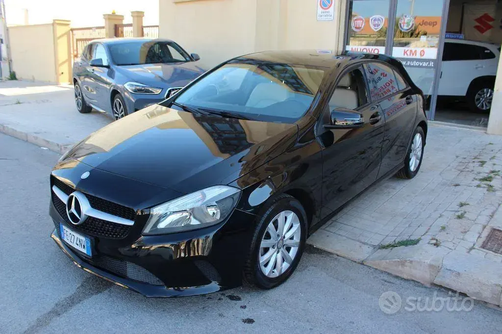 Usata Mercedes A180 Executive 109 CV (80 kW) 2016 Nero Berlina