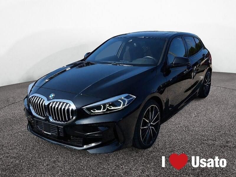 Nero Usata 2024 BMW 118 M Sport Due volumi | 32.900 € (Buon prezzo) - Immagine 1/4