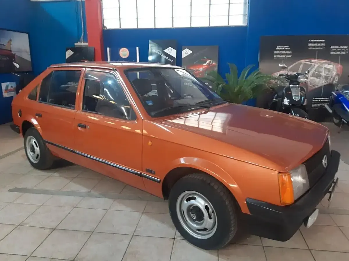 Usata Opel Kadett S 50 CV (36 kW) 1981 Marrone Station wagon