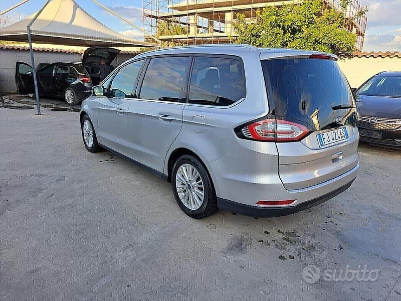 Usata Ford Galaxy Titanium 150 CV (110 kW) 2017 Grigio Monovolume