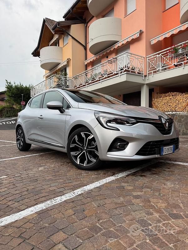 Usata Renault Clio V Intens 131 CV (96 kW) 2020 Utilitaria