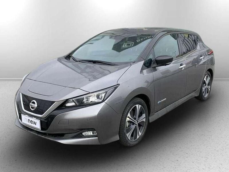 Grigio scuro Usata 2021 Nissan Leaf Tekna Due volumi | 15.500 € (Buon prezzo) - Immagine 1/4