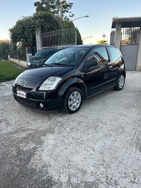 Usata Citroën C2 Exclusive 70 CV (51 kW) 2003 Nero Utilitaria