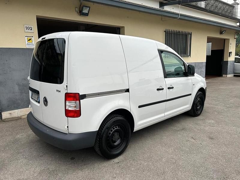 Usata VW Caddy 105 CV (77 kW) 2008 Bianco Monovolume