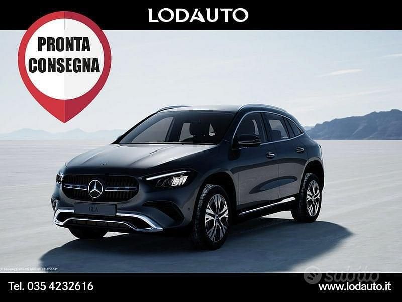 Usata Mercedes GLA180 Progressive 2024 Grigio SUV