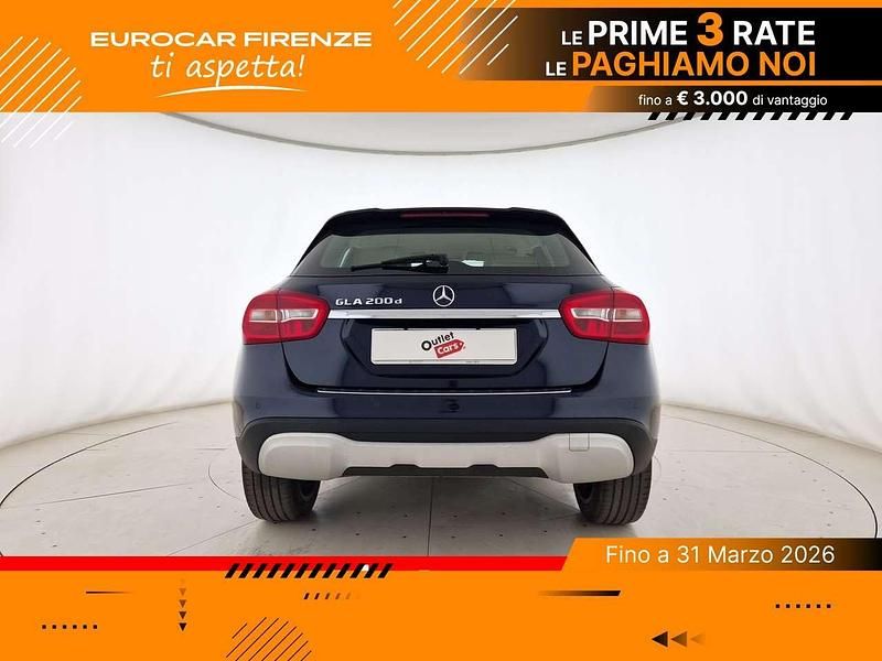 Usata Mercedes GLA200 Executive 136 CV (100 kW) 2018 Blu SUV