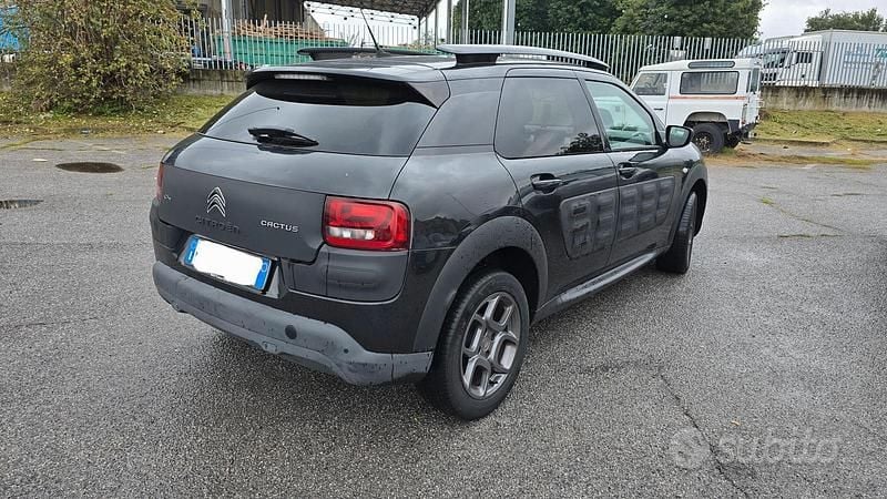 Usata Citroën C4 Cactus 100 CV (73 kW) 2016 Nero Utilitaria