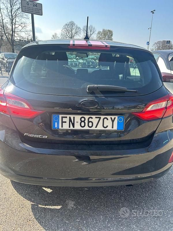 Usata Ford Fiesta 100 CV (73 kW) 2018 Nero Utilitaria