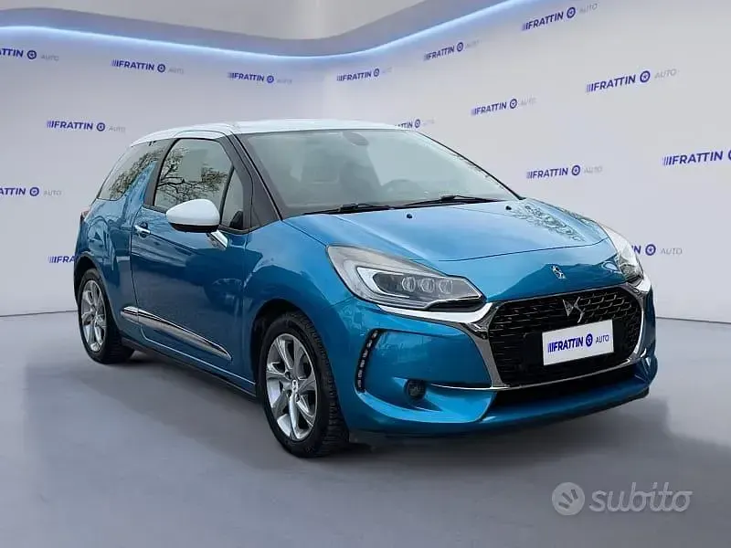 Usata DS Automobiles DS3 So Chic 75 CV (55 kW) 2017 Azzurro Utilitaria