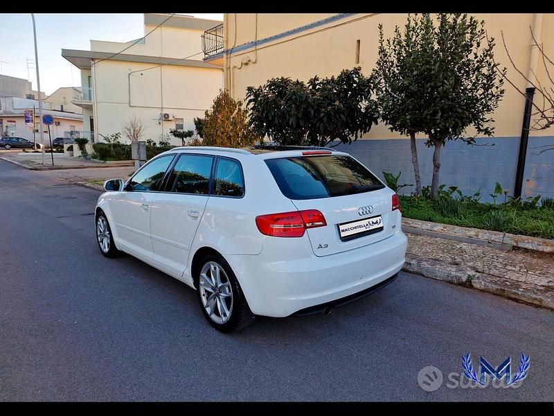 Usata Audi A3 Ambition 105 CV (77 kW) 2011 Bianco Berlina