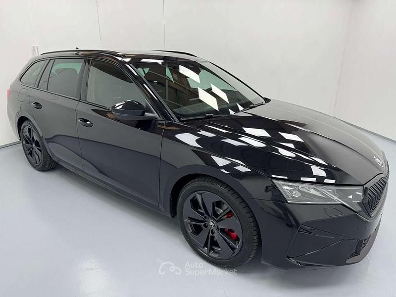 Nuova Skoda Octavia RS 265 CV (194 kW) 2025 Black magic Station wagon