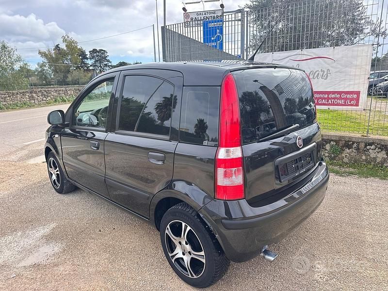 Usata Fiat Panda Classica 69 CV (50 kW) 2012 Nero Utilitaria