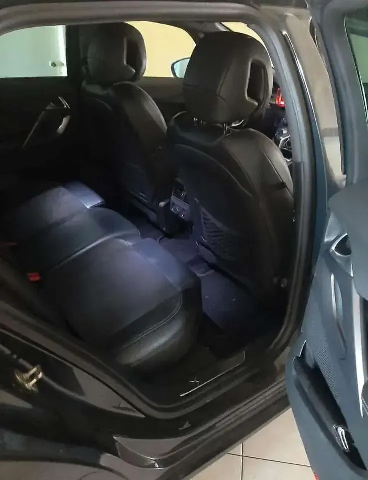 Usado DS Automobiles DS5 So Chic 116 CV (85 kW) 2016 Blanco Utilitario