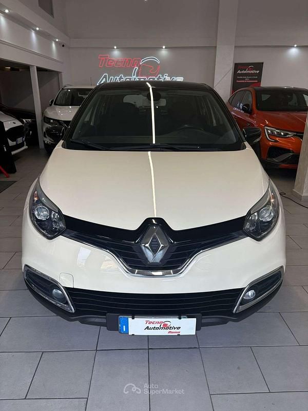 Usata Renault Captur 90 CV (66 kW) 2014 Beige SUV