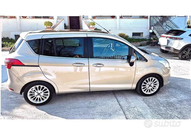 Usata Ford B-MAX Titanium 95 CV (69 kW) 2012 Monovolume