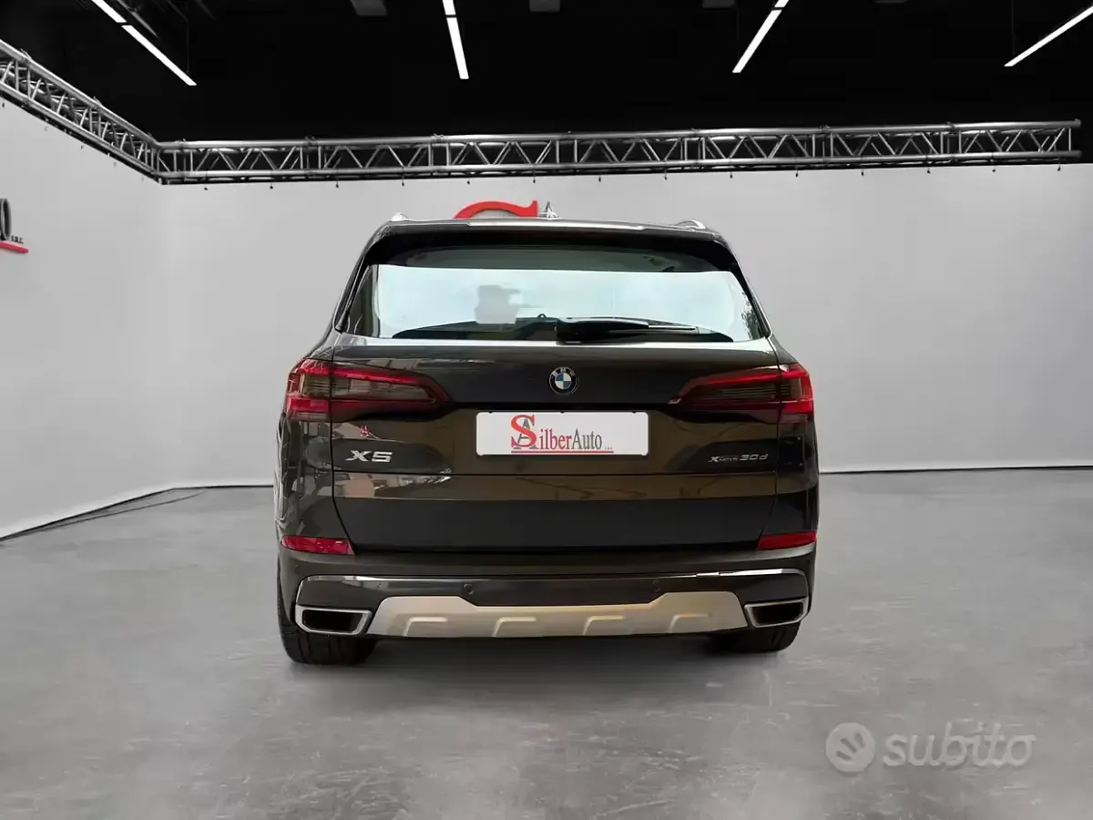 Usata BMW X5 Efficient Dynamics 286 CV (210 kW) 2021 Grigio SUV