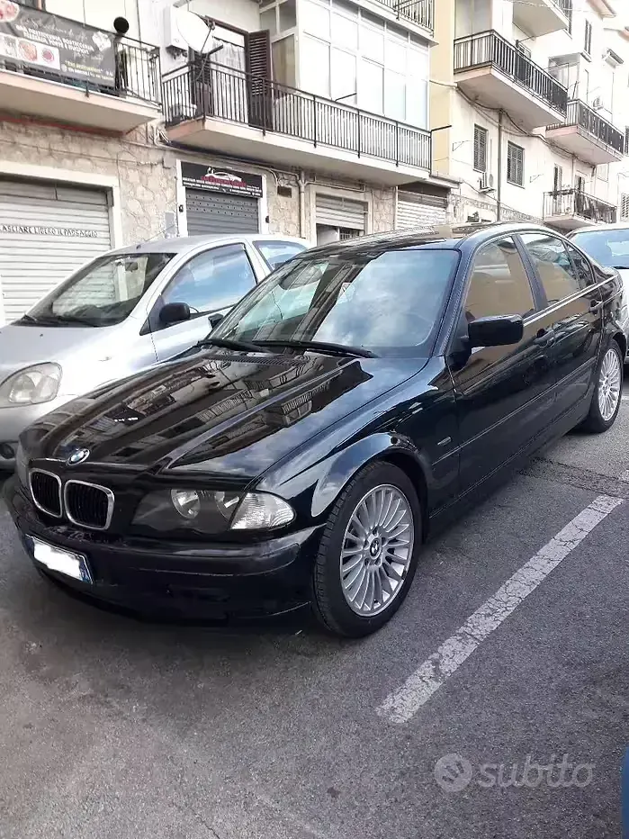 Usata BMW 320 Efficient Dynamics 136 CV (100 kW) 2000 Nero Berlina