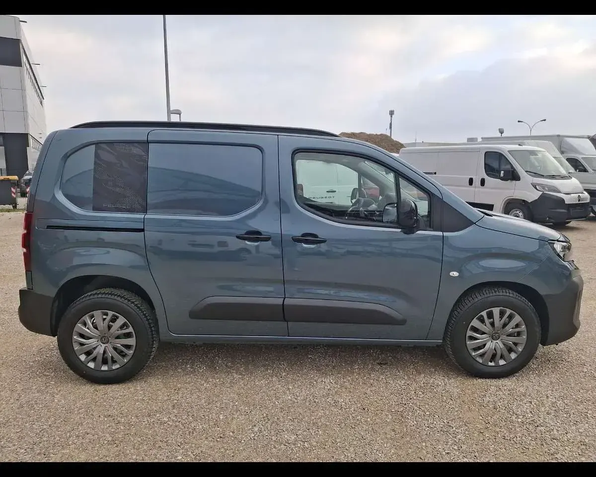 Nuova Peugeot Partner S 131 CV (96 kW) 2026 Blu/azzurro Monovolume