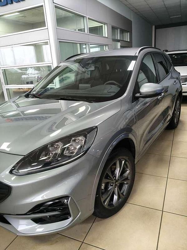 Usata Ford Kuga ST-Line X 152 CV (111 kW) 2023 Magnetic grey SUV