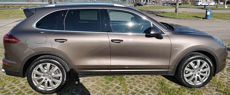 Usata Porsche Cayenne 250 CV (183 kW) 2016 SUV
