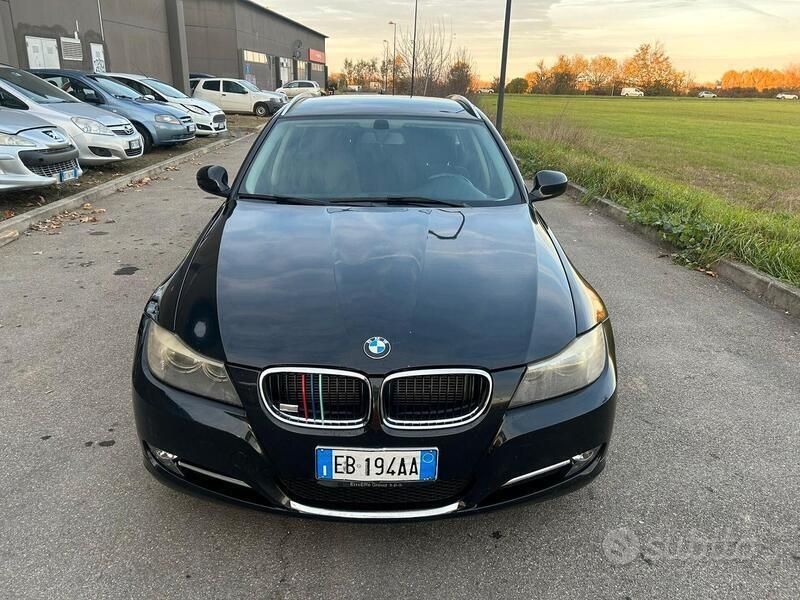 Usata BMW 316 116 CV (85 kW) 2011 Nero Station wagon