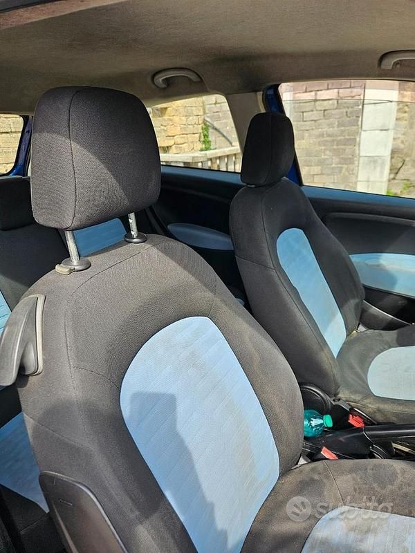 Usata Fiat Grande Punto Dynamic 90 CV (66 kW) 2006 Blu Utilitaria