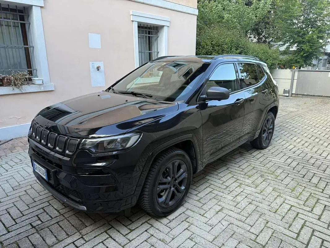 Usata Jeep Compass 131 CV (96 kW) 2021 Nero SUV