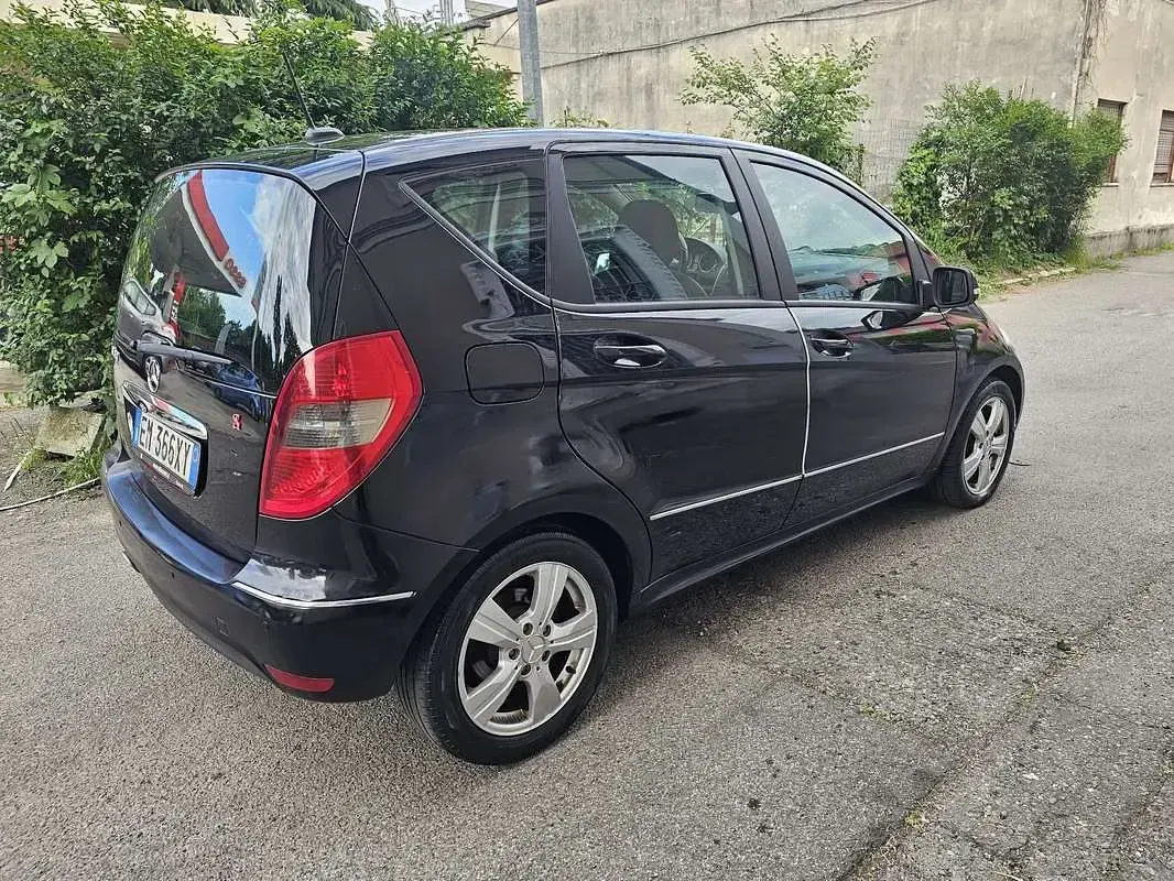 Usata Mercedes A160 Premium 95 CV (69 kW) 2012 Utilitaria