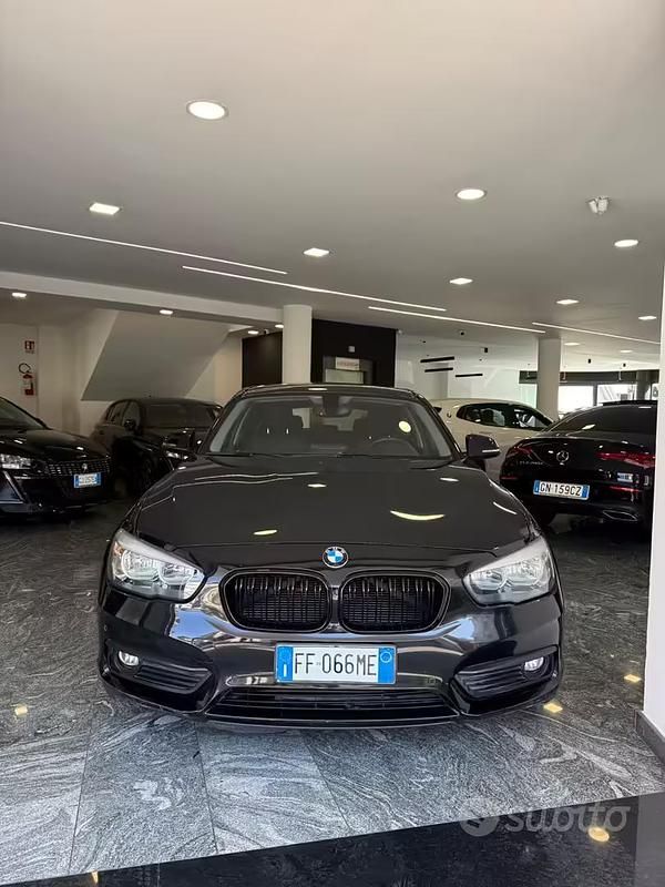 Usata BMW 116 Advantage 116 CV (85 kW) 2016 Nero Utilitaria