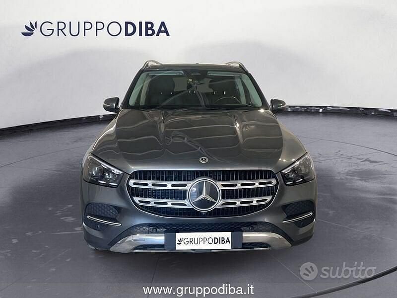 Usata Mercedes GLE300 Advanced 269 CV (197 kW) 2024 Grigio SUV