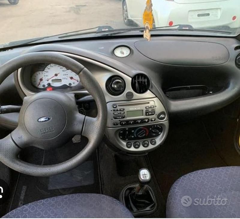 Usata Ford Ka 2001 Grigio Utilitaria