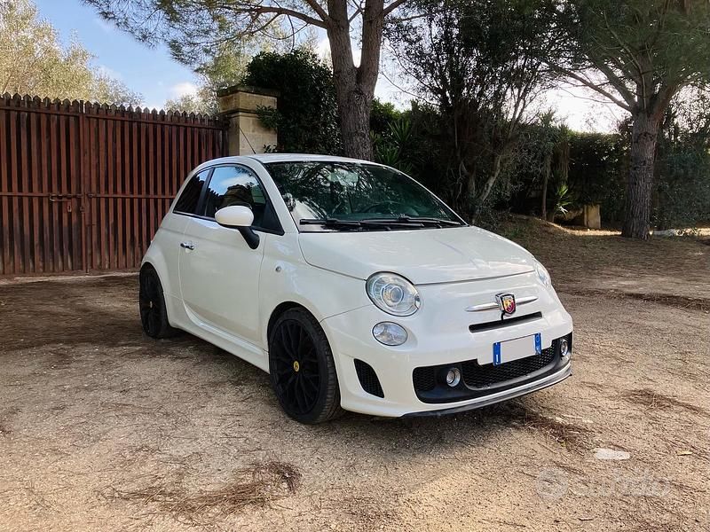 Usata Abarth 500 100 CV (73 kW) 2010 Bianco Utilitaria