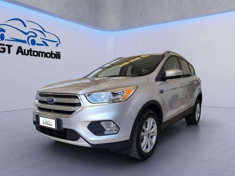 Argento Usata 2017 Ford Kuga S SUV | 11.999 € (Buon prezzo) - Immagine 1/4