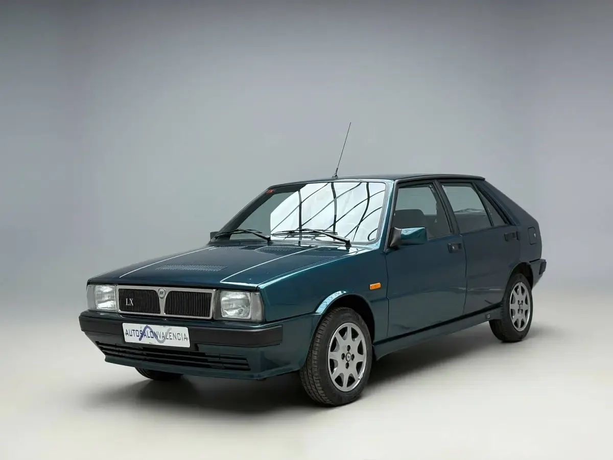 Usata Lancia Delta 80 CV (58 kW) 1991 Verde Utilitaria