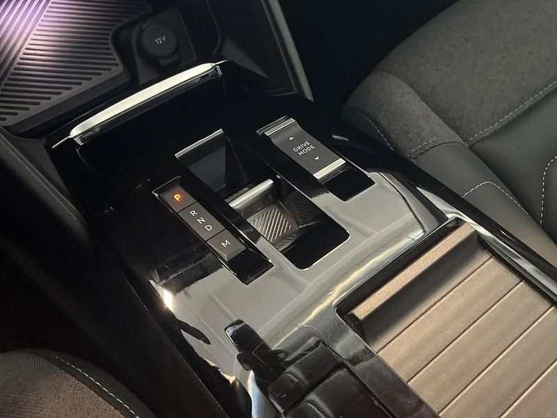 Usata Citroën C4 130 CV (95 kW) 2024 Grigio SUV