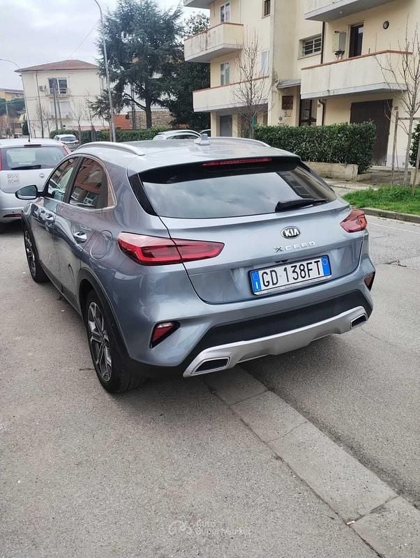 Usata Kia XCeed 159 CV (116 kW) 2021 Gray SUV