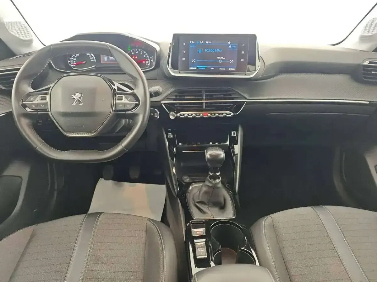 Usata Peugeot 208 Allure 101 CV (74 kW) 2022 Nero Utilitaria