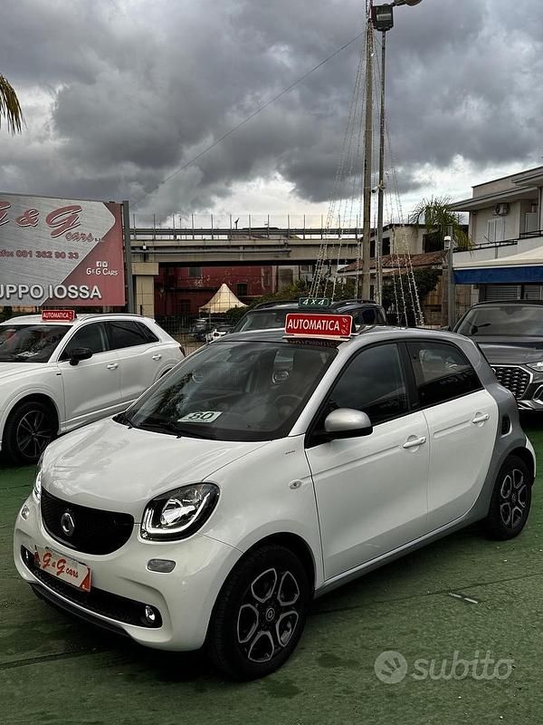 Usata Smart ForFour Prime 71 CV (52 kW) 2018 Bianco Utilitaria