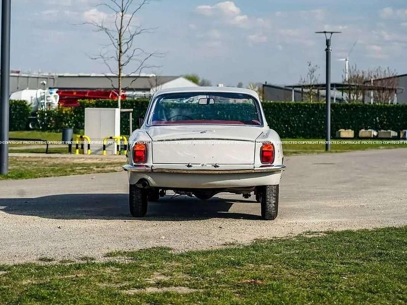Usata Alfa Romeo 2600 Sprint 205 CV (150 kW) 1964 Coupé