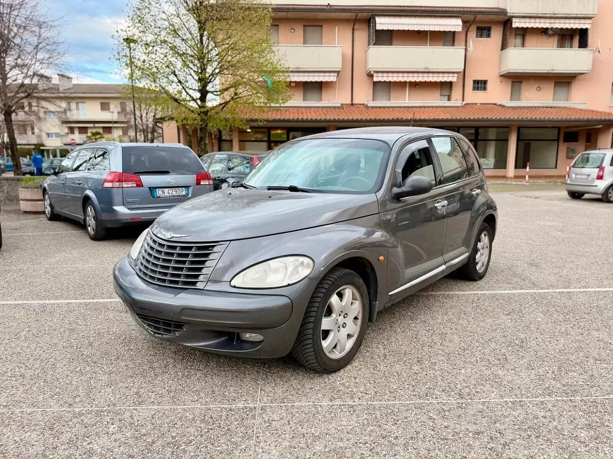 Usata Chrysler PT Cruiser Limited 121 CV (88 kW) 2004 Berlina