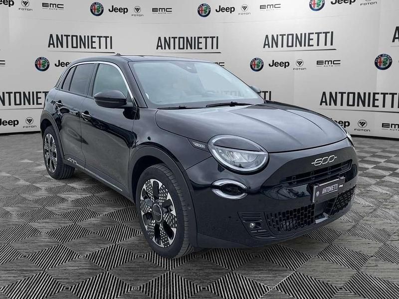 Usata Fiat 600 La Prima 110 CV (80 kW) 2025 Nero SUV