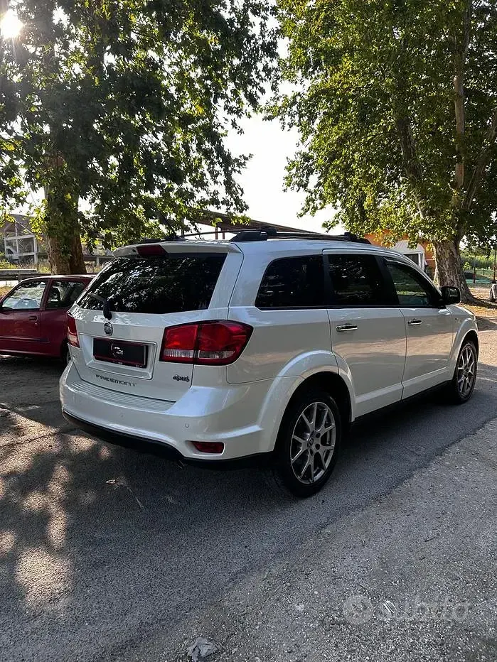 Usata Fiat Freemont Urban 170 CV (125 kW) 2014 Bianco SUV