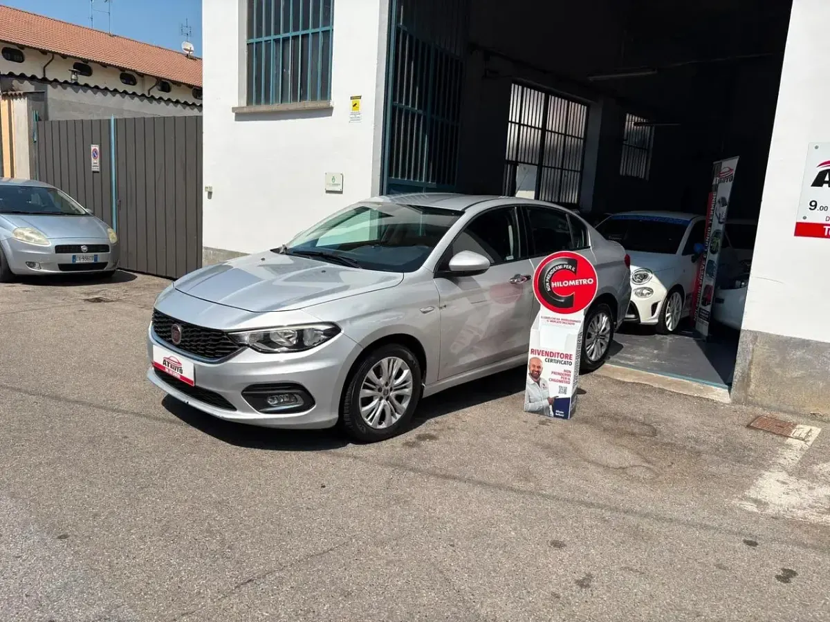 Usata Fiat Tipo Opening Edition 95 CV (69 kW) 2016 Argento Berlina